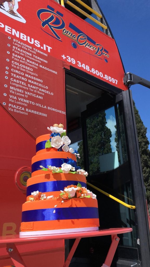 feste per bambini a roma sugli open bus prima comunione festa di fine anno