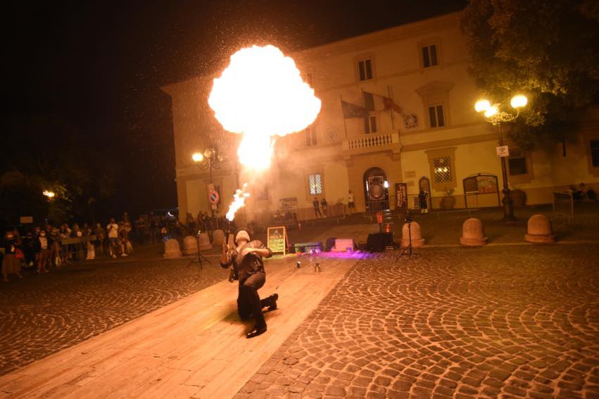 tolfarte festival artisti di strada bambini tolfa lazio roma