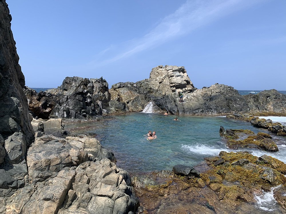 natural-pool- viaggio ad aruba con i bambini