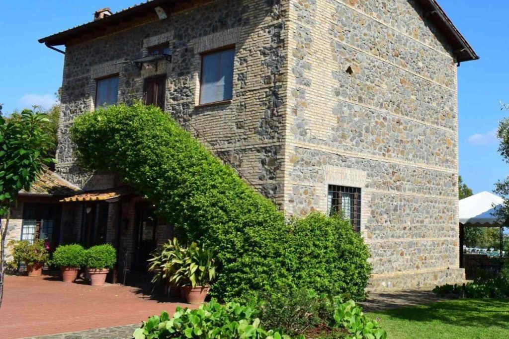 AGRITURISMO per famiglie con bambini velletri roma casale della parata