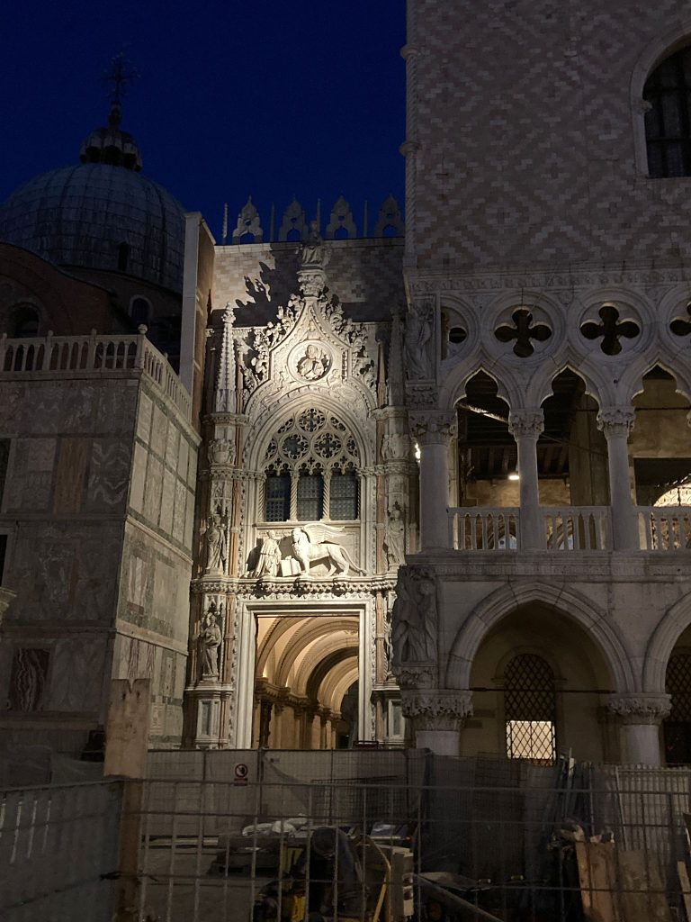 viaggio a venezia con i bambini dormire mangiare cosa vedere