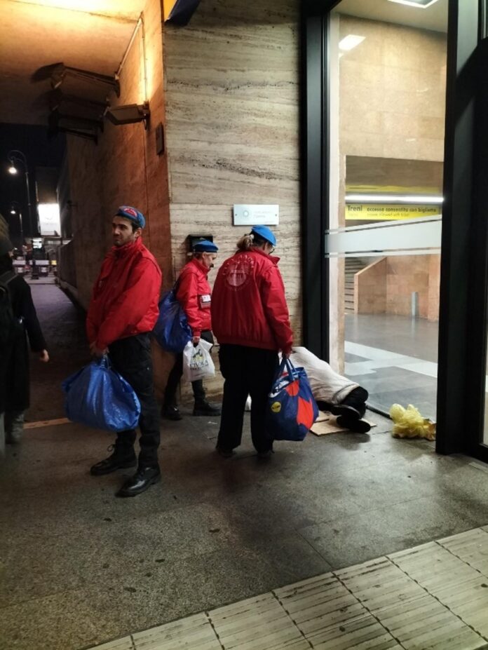 solidarietà a roma clochard e magia