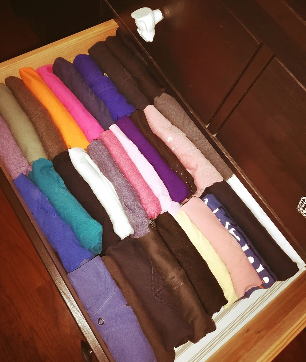 magliette-da-uomo-piegate-facciamo-ordine-marie-kondo-konmari