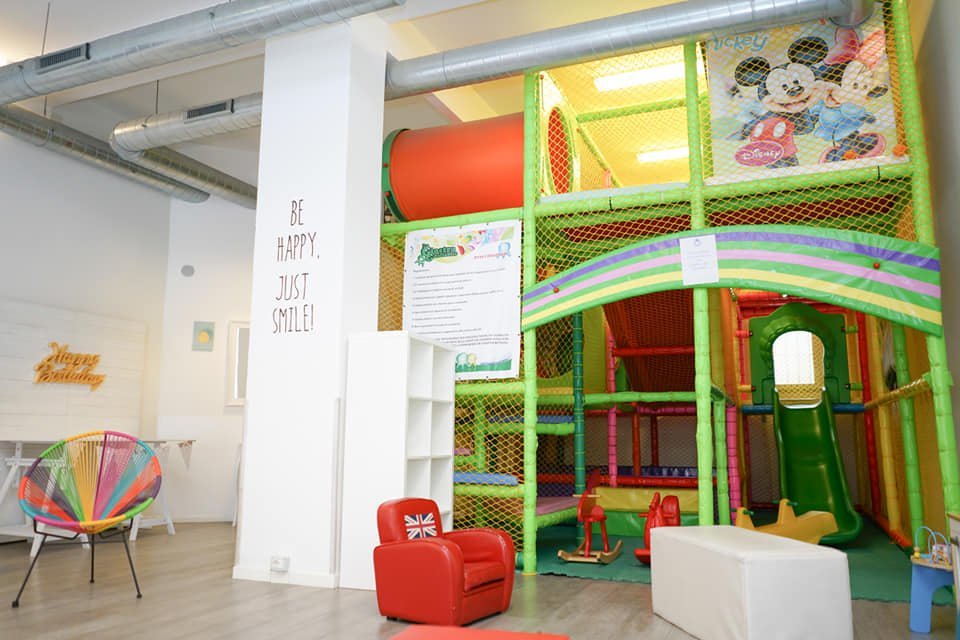 parco giochi gonfiabili feste bambini roma jungle joy