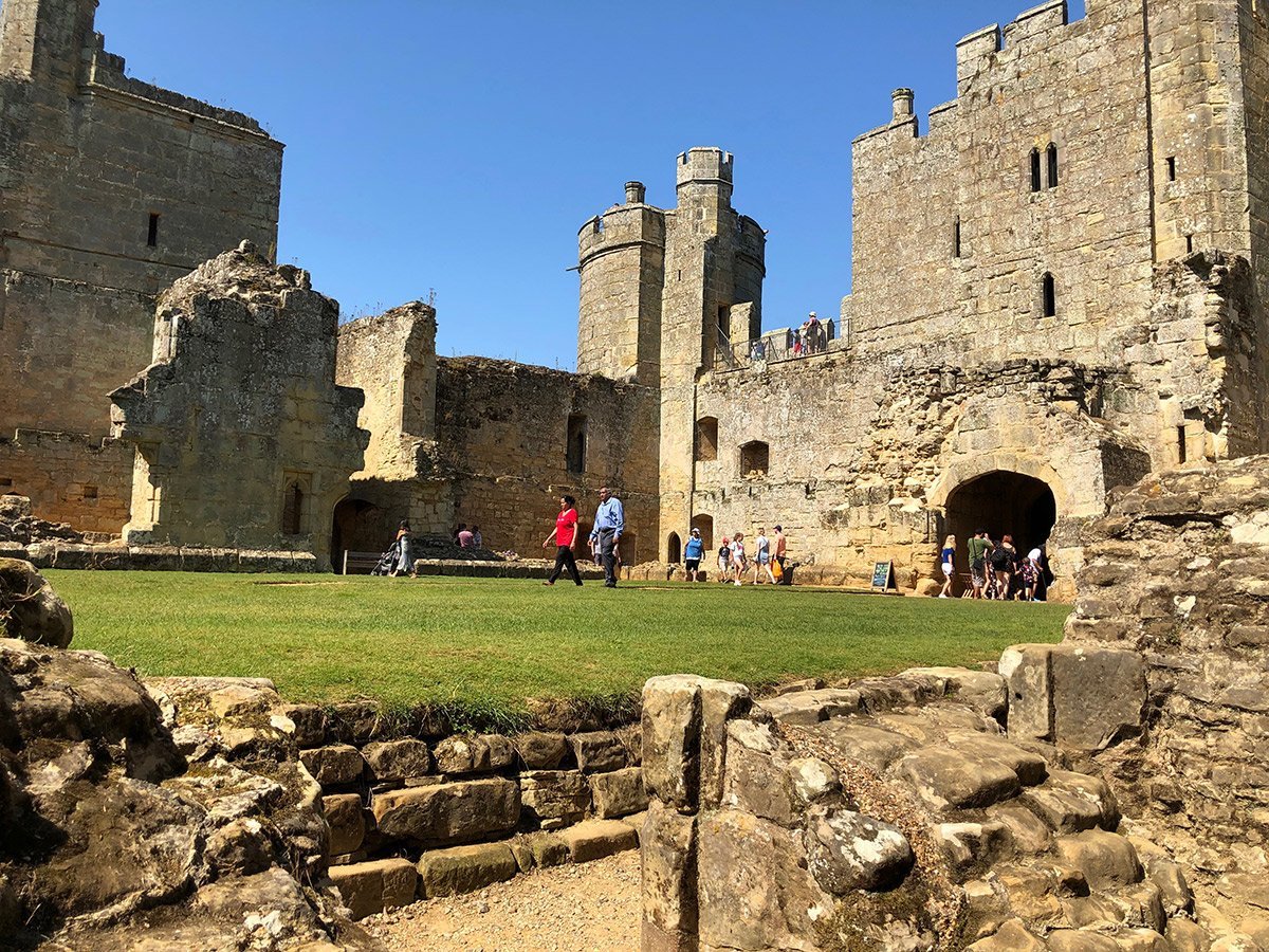 viaggio-inghilterra-sud-brighton-bambino-2-anni-bodiam-castle