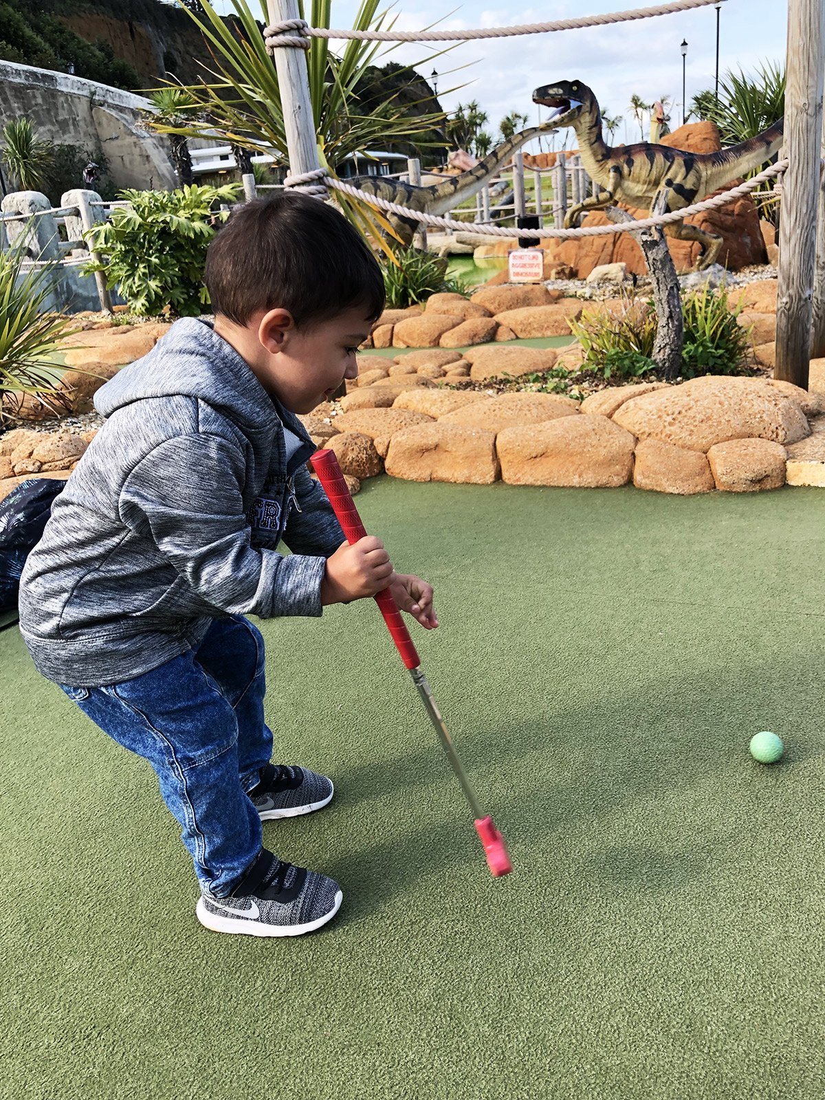 viaggio-inghilterra-sud-brighton-bambino-2-anni-minigolf-(foto-4)