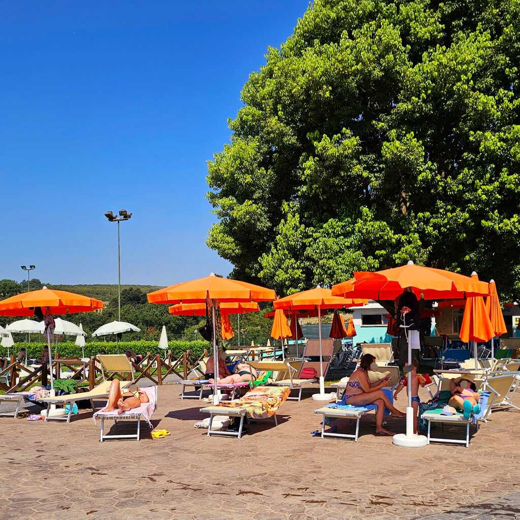 acqua park roma con scivoli per bambini fonte vivola sutri ristorante 