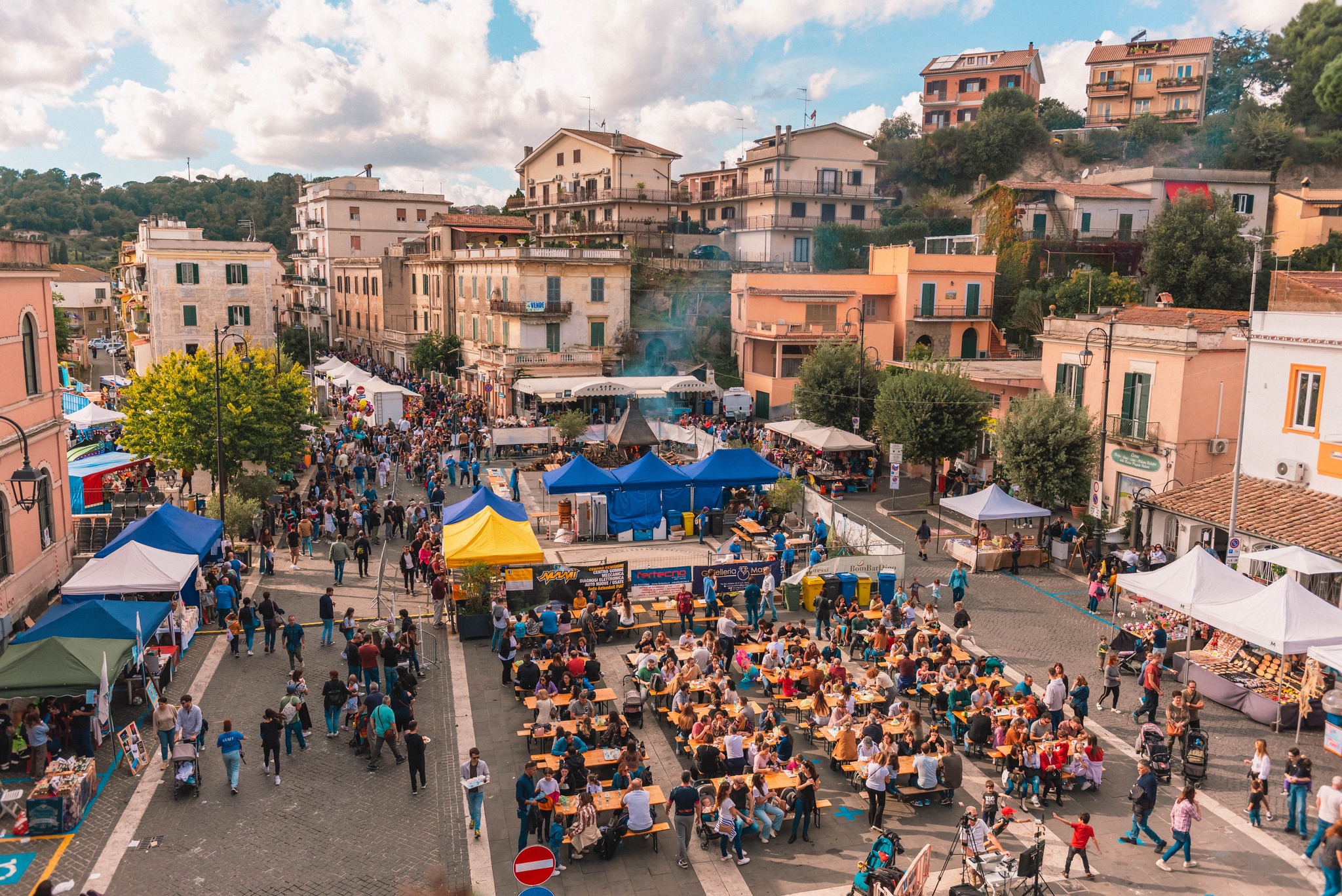 evento gratuito per bambini sagra della salsiccia di morlupo circo spettacoli animazione