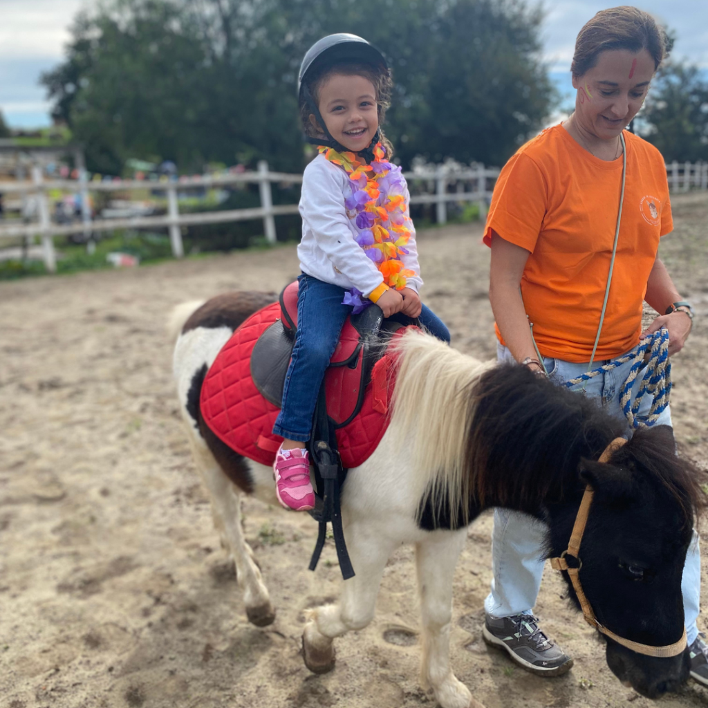 Bambini in Fattoria: Animali in Libertà, Laboratori Creativi, Pony e Cucina Genuina a Villa I Quattro Ricci